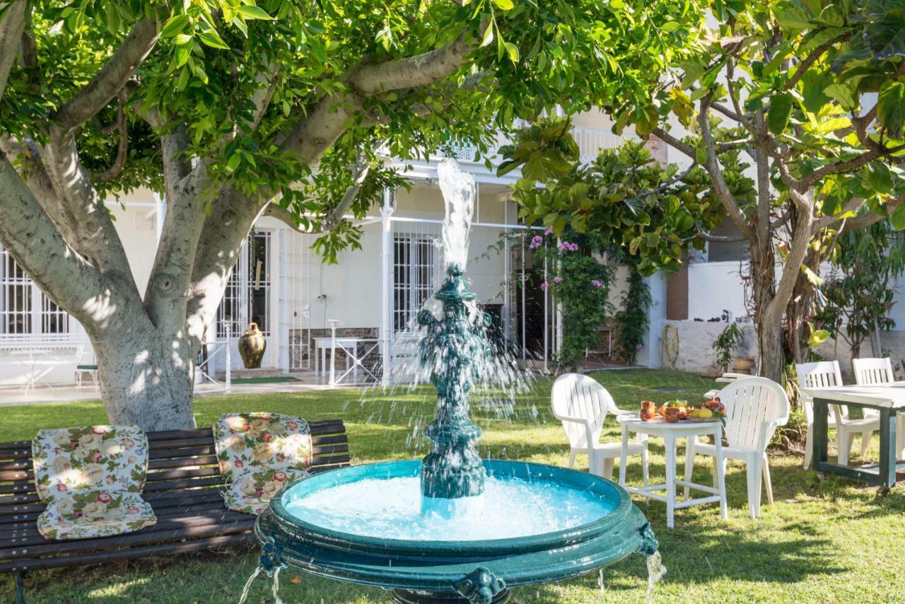 Villa Amalia Suites Málaga Buitenkant foto