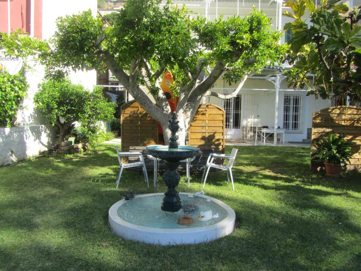 Villa Amalia Suites Málaga Buitenkant foto